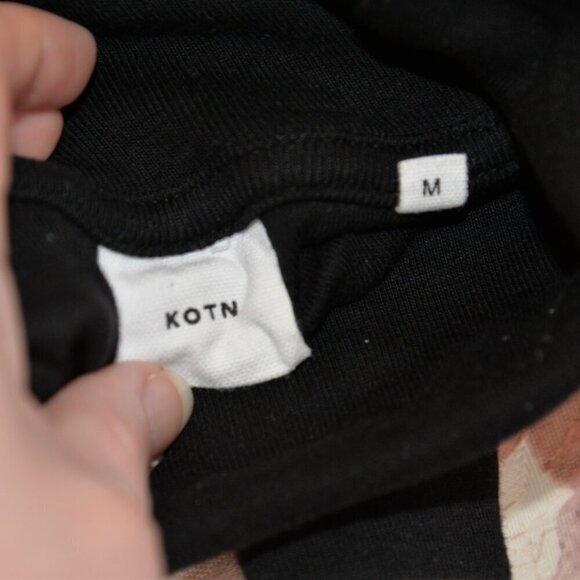 Kotn Black Cotton Turtleneck Sz M - Picture 4 of 6